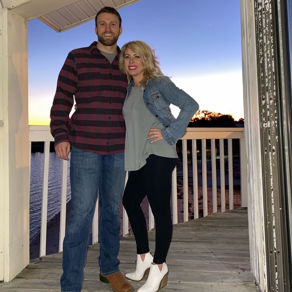 Posher, Amelia G - Picture 3 of 12